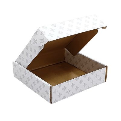 CMYK/PANTONE Printing UV Coating White Shipping Mailer Box สําหรับบรรจุภัณฑ์ที่เป็นมิตรต่อสิ่งแวดล้อม