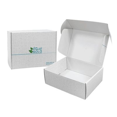 กล่องกระดาษกระดาษ corrugated CMYK สําหรับการส่งเสื้อผ้าขนาดใหญ่และบรรจุสินค้าตามสั่ง
