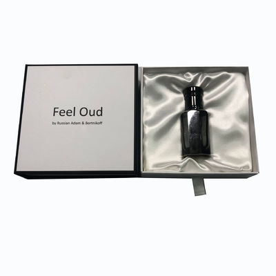 กล่องกระดาษ Flip Lid สําหรับการดูแลผิวหนัง รอลเลอร์ใบหน้า Gua Sha Set การแก้ไขบรรจุที่กําหนดเอง