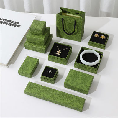 กล่องบรรจุกระดาษกระดาษกระดาษเขียวเข้ม Custom สําหรับเครื่องประดับ สร้อยคอ สร้อยข้อมือ แหวนตู้ของขวัญที่มีโลโก้พิมพ์
