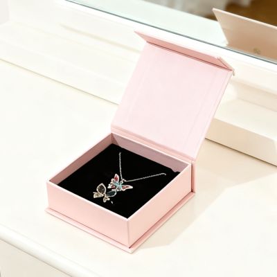 กล่องแม่เหล็กกระดาษแข็งสีดำพร้อมโลโก้ที่กำหนดเอง ชุดบรรจุภัณฑ์สี่เหลี่ยมจัตุรัสขนาดเล็กสำหรับเครื่องประดับ ขนตา แว่นตา