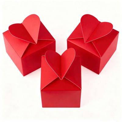 ปลดปล่อยเสน่ห์แห่งความรัก กล่องการ์ดรูปหัวใจสุดพิเศษของเรา เคลือบเงา/ด้าน บุด้วยฟองน้ำ ซับใน ทุกช่วงเวลาพิเศษ จัดการเทียน