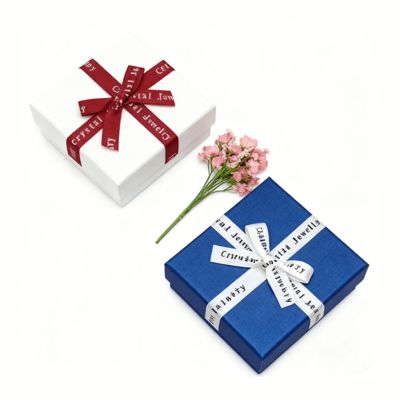 กล่องบรรจุภัณฑ์เครื่องประดับแบบกำหนดเอง โบว์ริบบิ้น อังกฤษ ทรงสี่เหลี่ยมแบบสวรรค์และโลก กล่องกระดาษแข็งหรูหรา สำหรับใส่ต่างหู แหวน