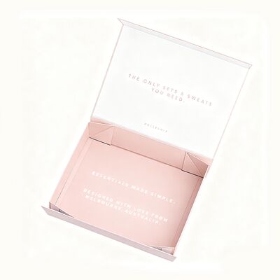 แพ็คเกจเสื้อผ้าหรูหราระดับสูง ปรับแต่งเป็นมิตรกับสิ่งแวดล้อม กล่องกระดาษมักเนตพับเป็นของขวัญสําหรับชั้นใน